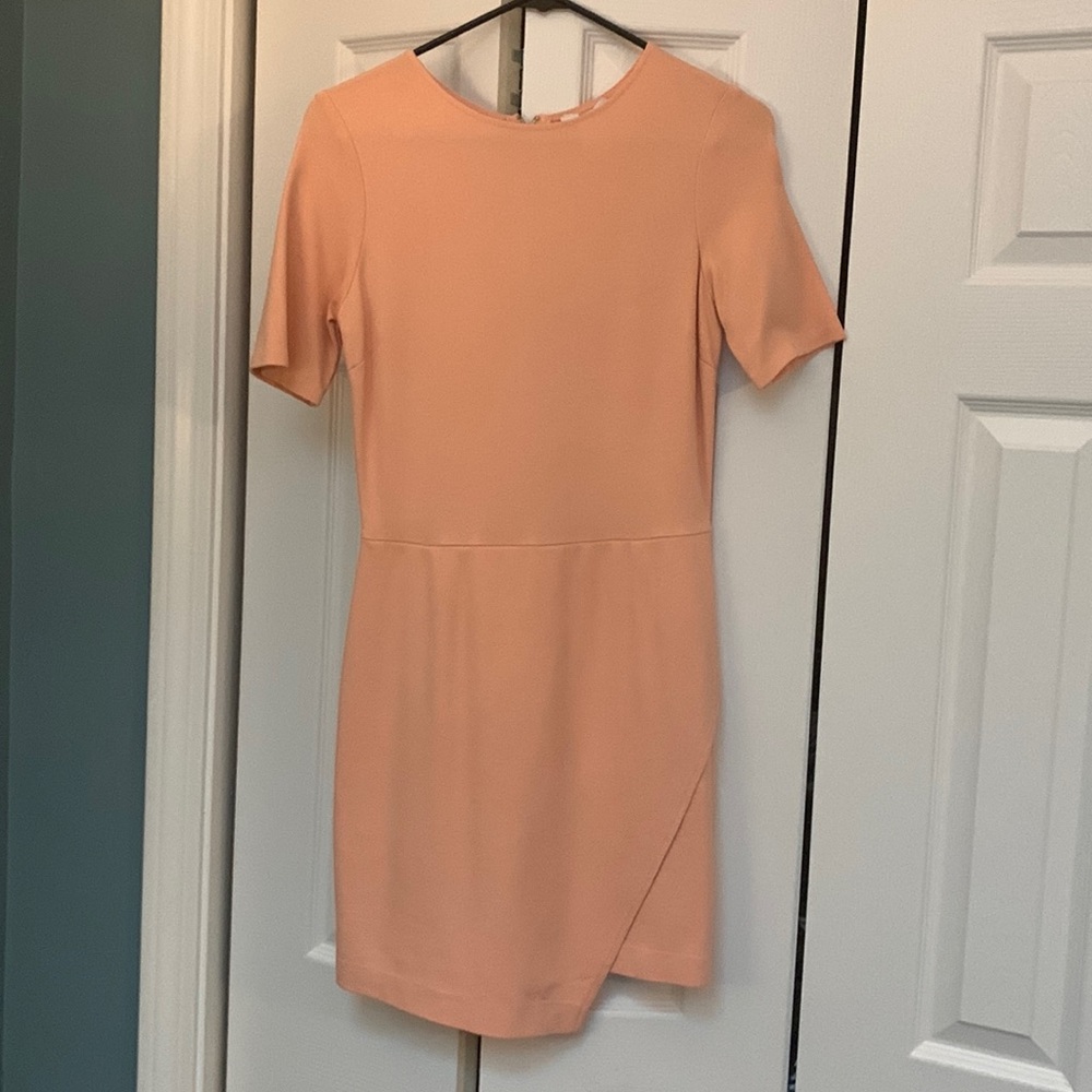Peach/pink dress